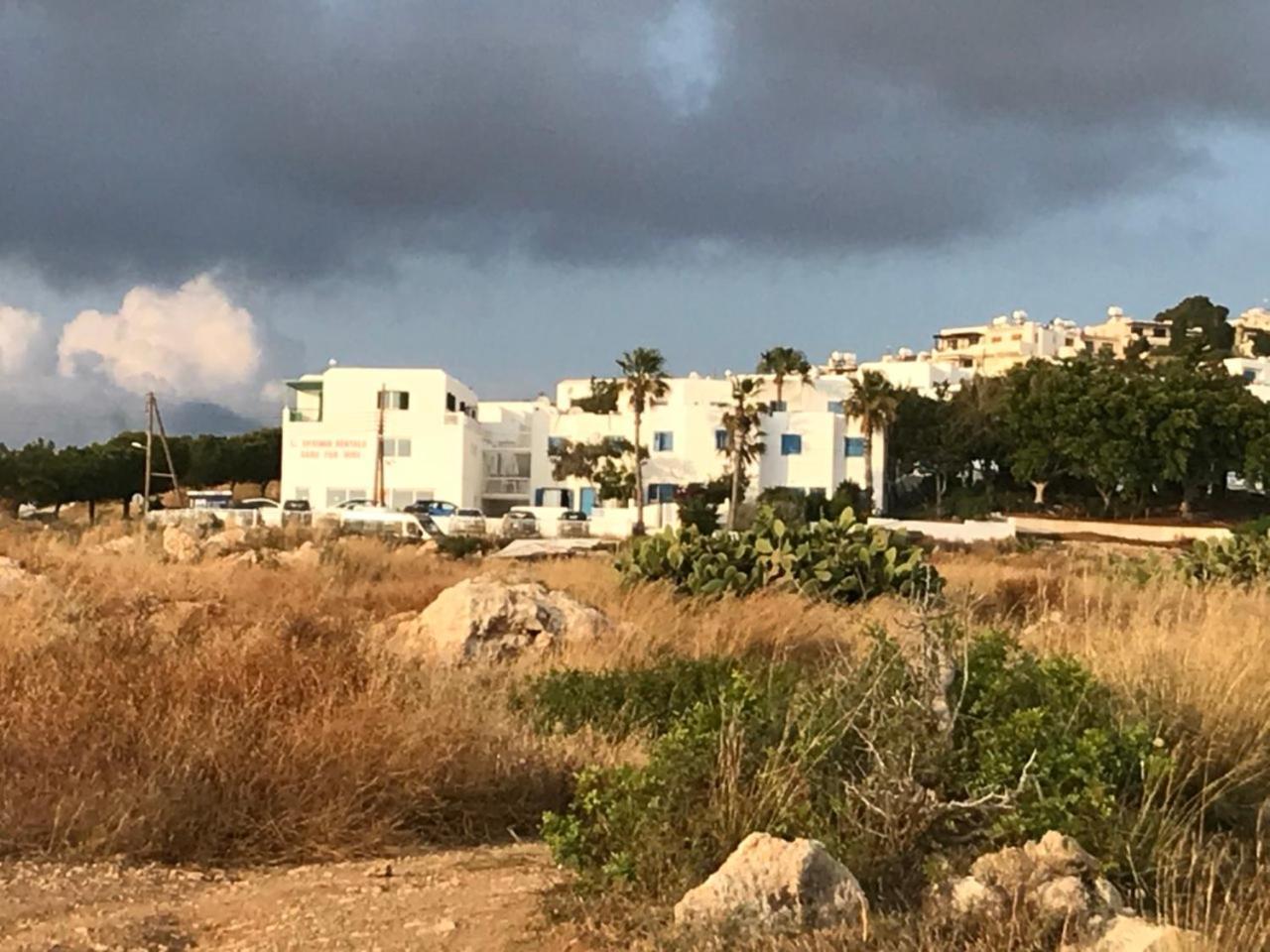 Ikaria Village-Ground Floor Apartment No 4 Klorakas Eksteriør bilde